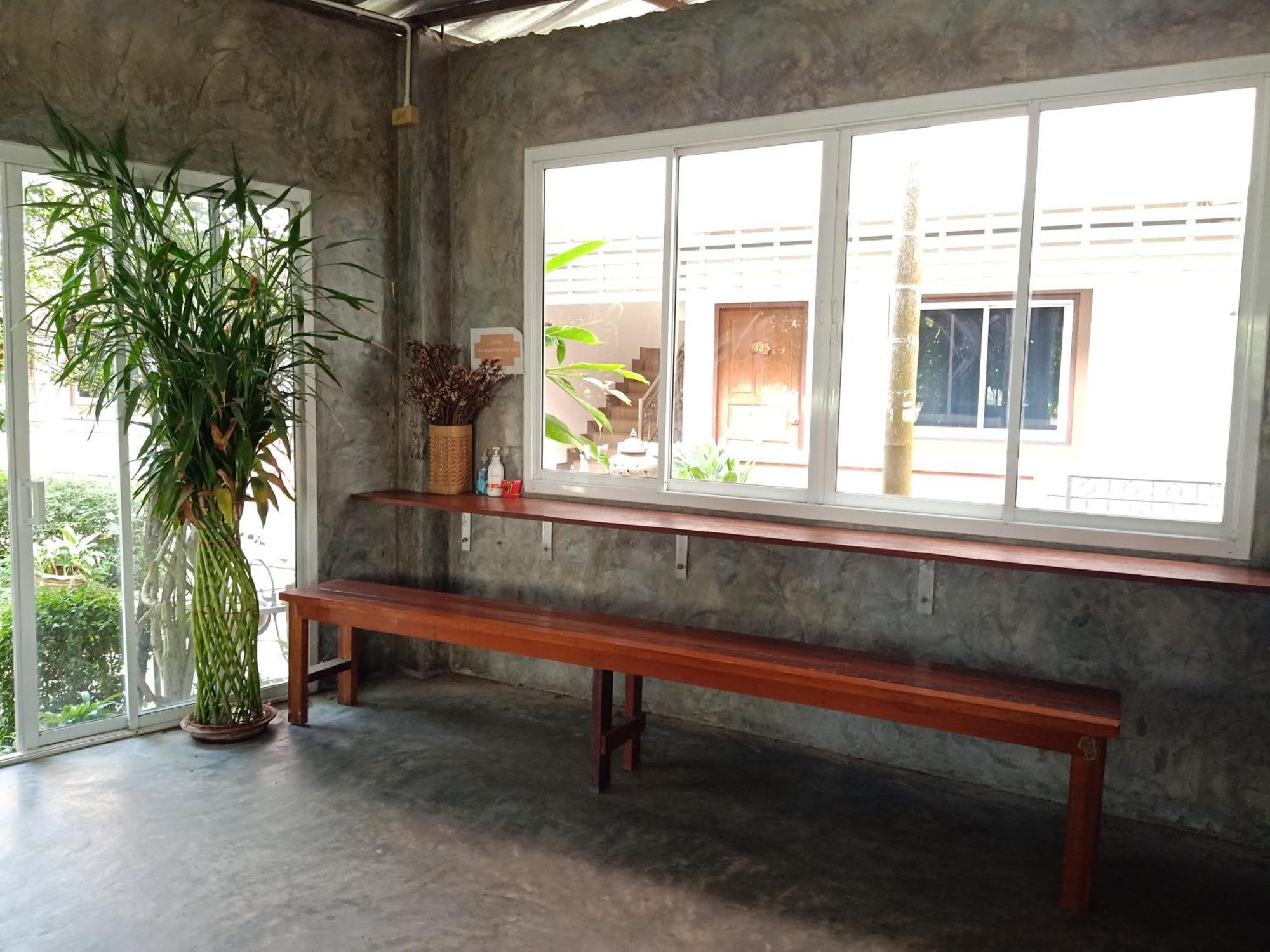Phumchan Place Hotel Phayao Exterior foto
